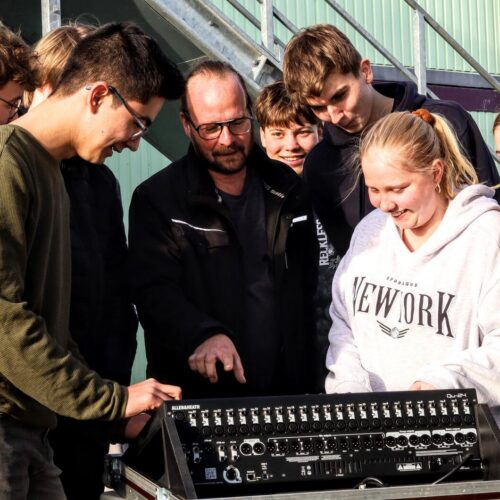 Großzügiges Weihnachtsgeschenk für die ARE-Technik