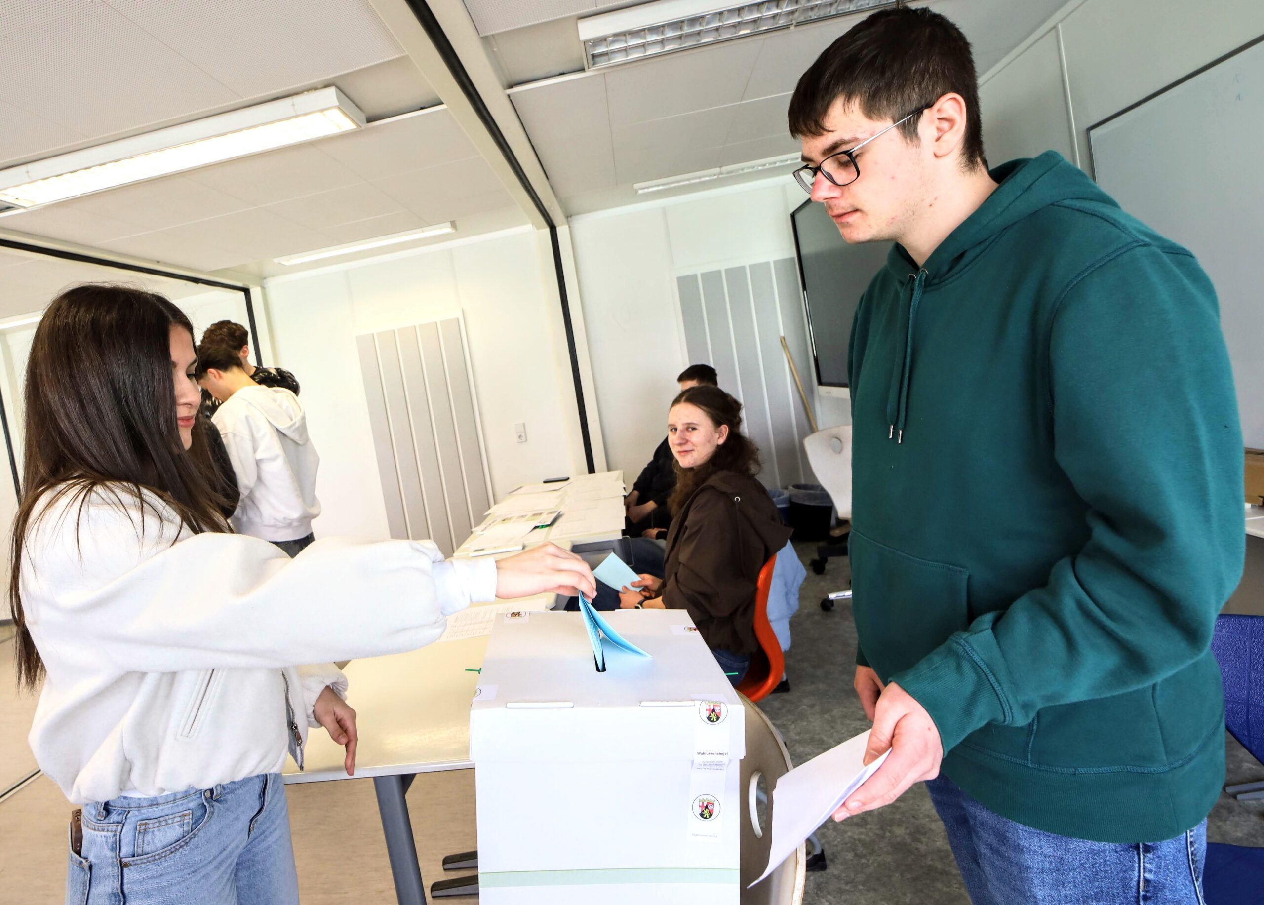 Demokratie erleben: Juniorwahl an unserer Schule